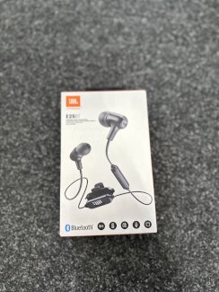 JBL E25 Bluetooth Kopfhörer - Greefuu